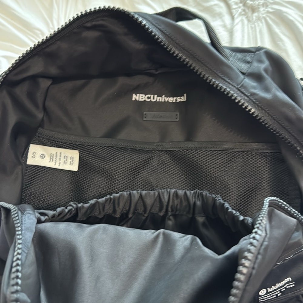 Lululemon Everyday Black Backpack - Picture 3 of 6